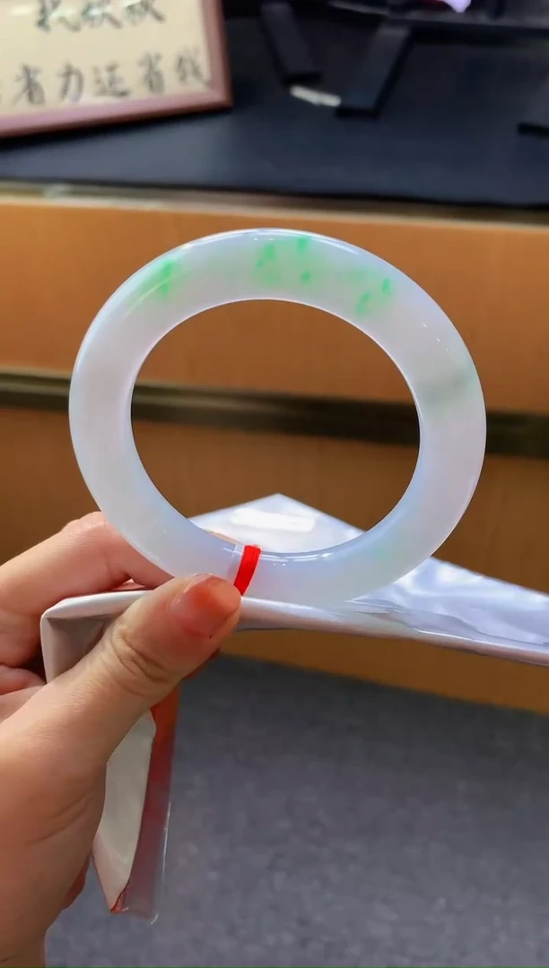 未镶嵌手镯翡翠-C111 圈口58.7 全款9.6万 定金2万