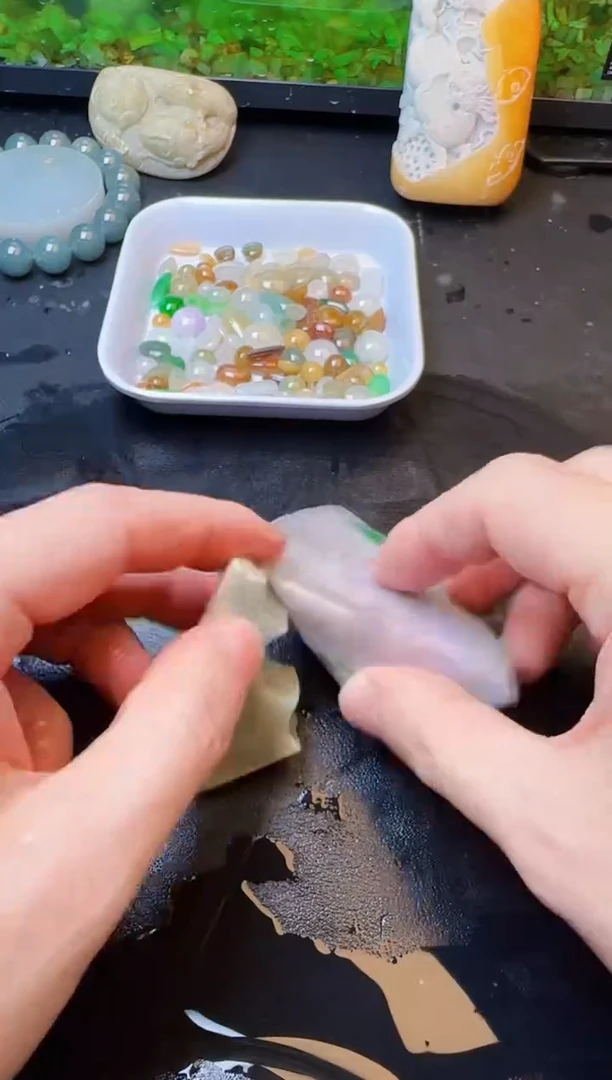 翡翠挂件未镶嵌天然缅甸A货翡翠340