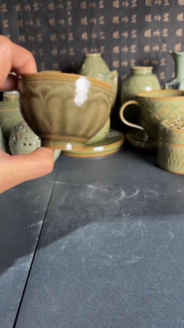 耀州窑仰山莲瓣杯微瑕黑