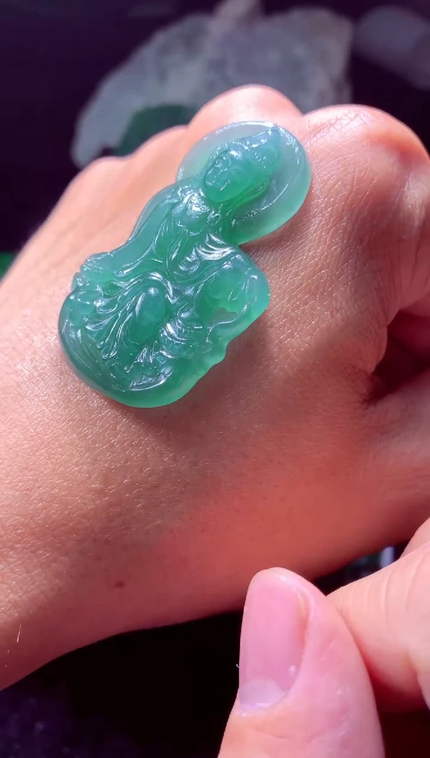 未镶嵌定制翡翠十****邦天然缅甸翡翠A货 基地发货多样性发货其一