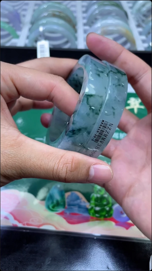 定制翡翠未镶嵌手镯（可定制）