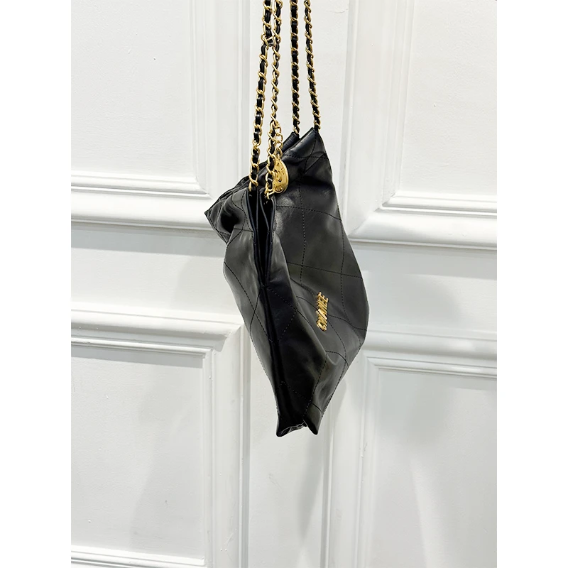 【全现货】乐色袋秋冬时尚复古黑色个性斜跨手拎包