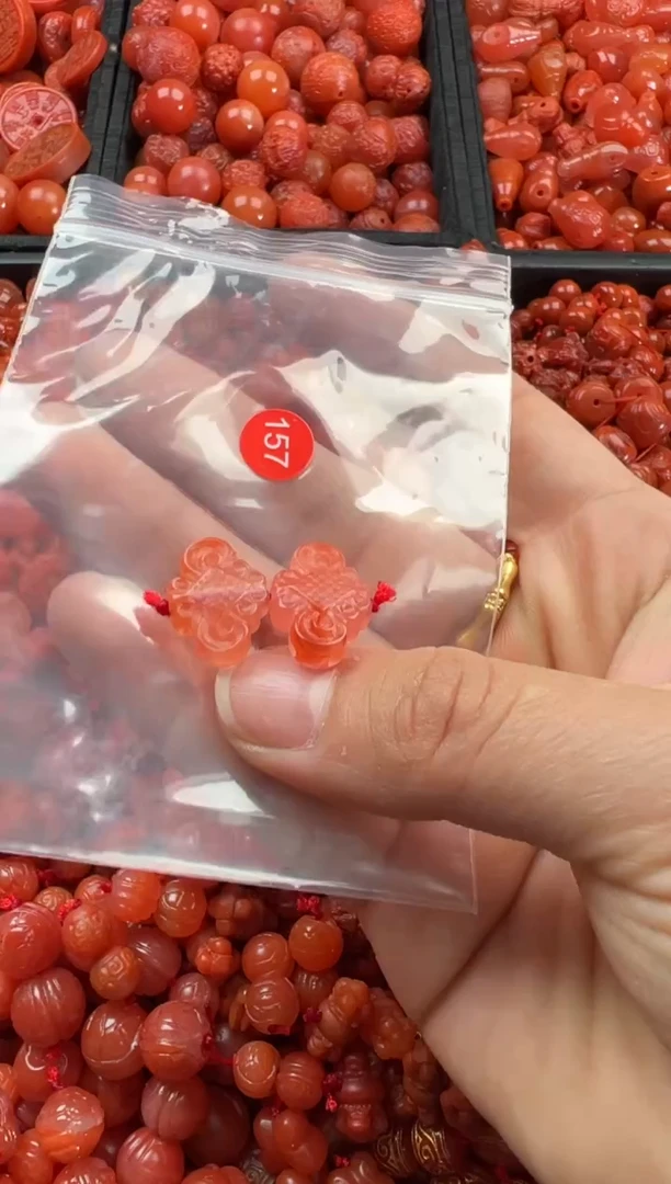 【闪购商品】南红玛瑙颈饰未镶嵌1