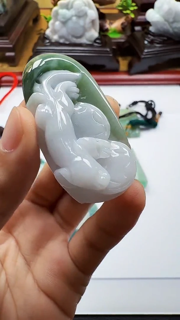 吊坠(不含链)未镶嵌翡翠1