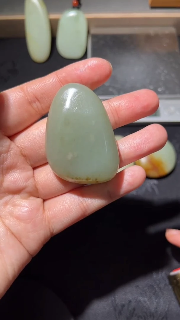 未镶嵌和田玉珠宝奇石35和田玉