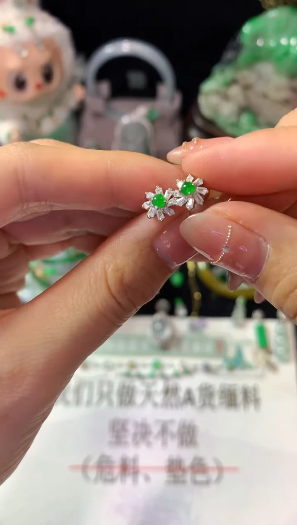 银S925镶嵌翡翠耳饰多样性发一