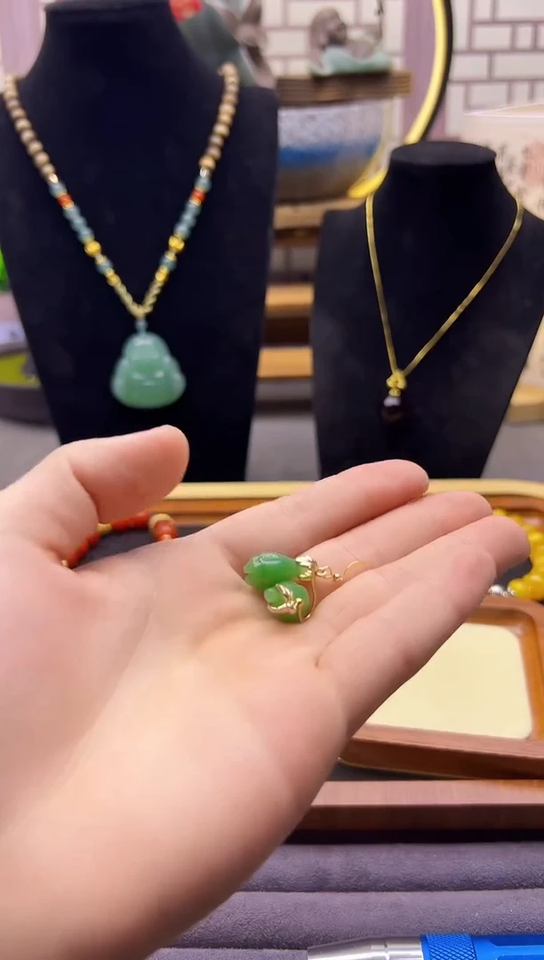 和田玉14K金镶嵌耳饰E93