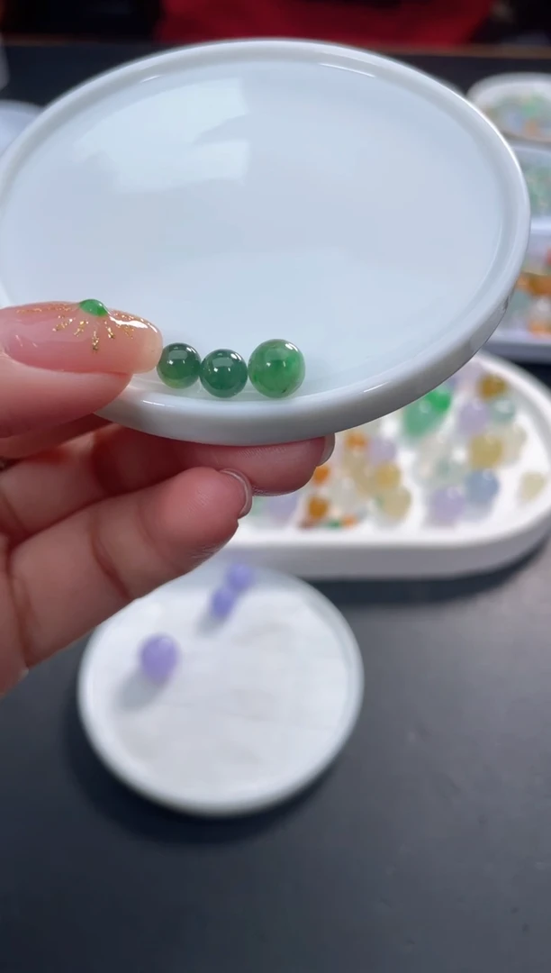 颈饰未镶嵌翡翠黄**丁啊A309116