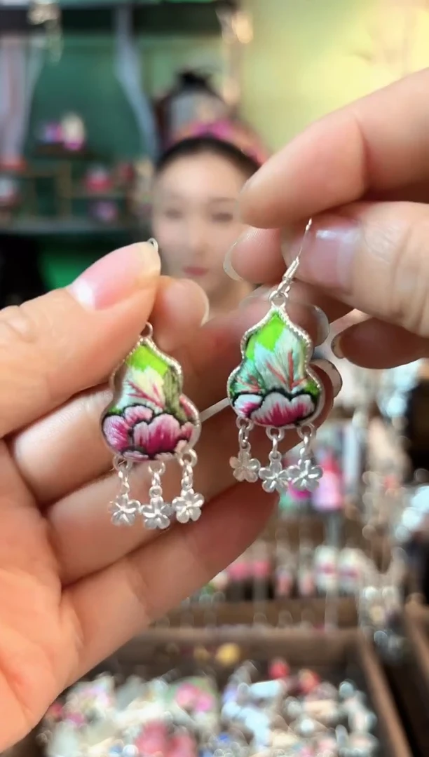 织绣彩云南阁非遗老绣536