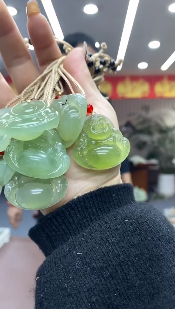 未镶嵌蛇纹石玉吊坠多样式发货随机发一