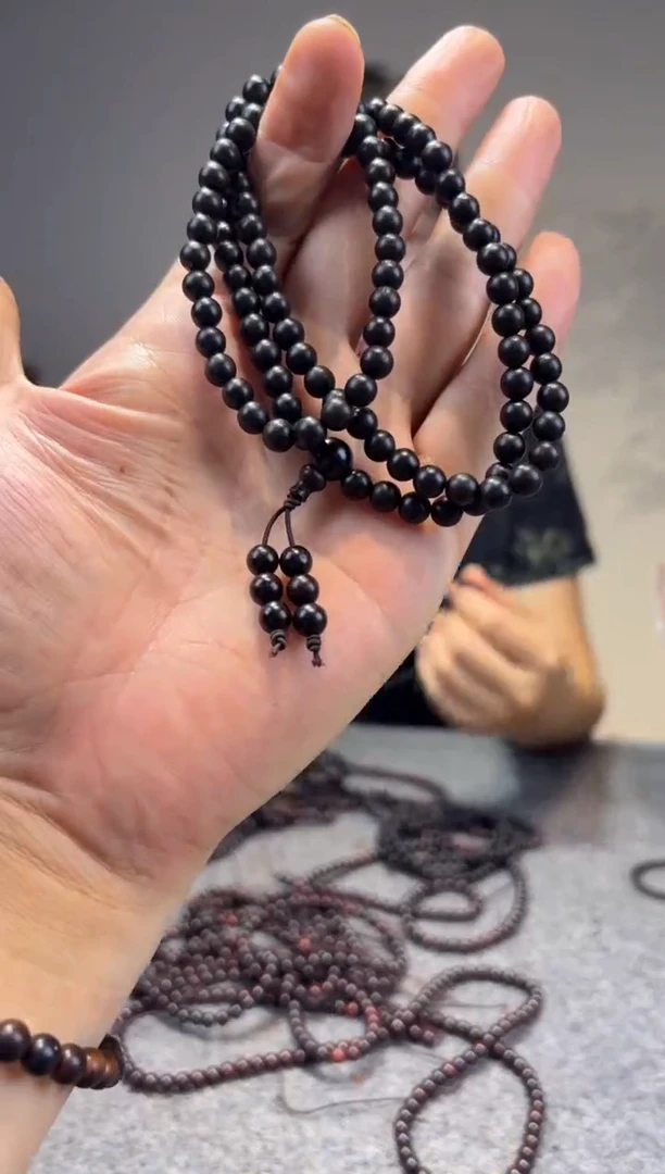 檀香紫檀（小叶紫檀）小叶紫檀