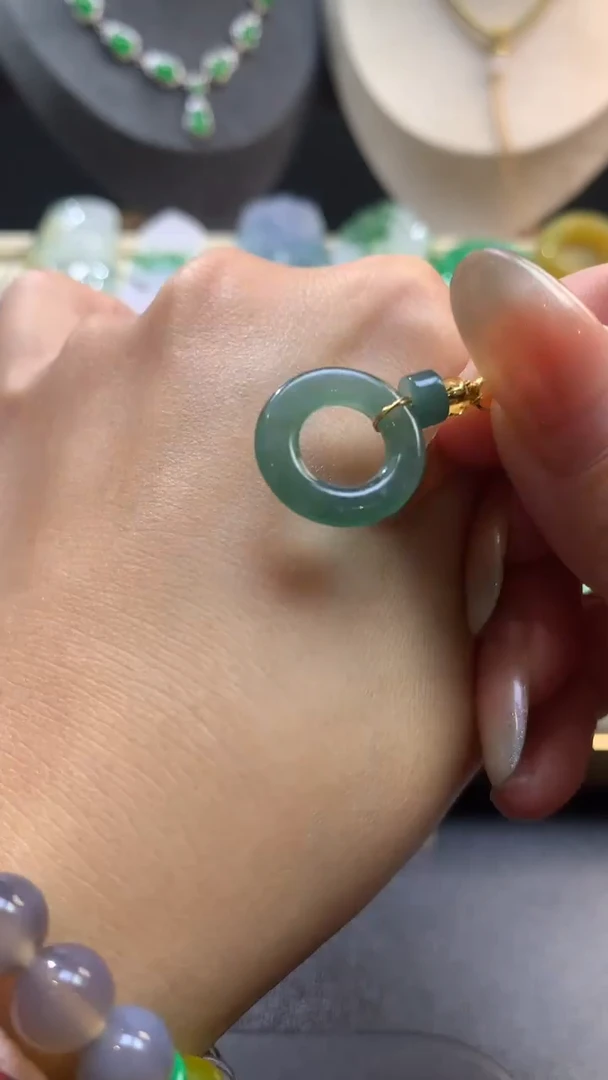 【闪购商品】翡翠颈饰合金翡翠