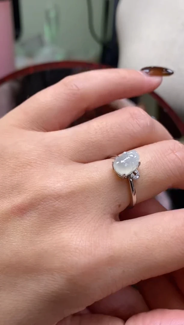 颈饰银S925镶嵌翡翠18494