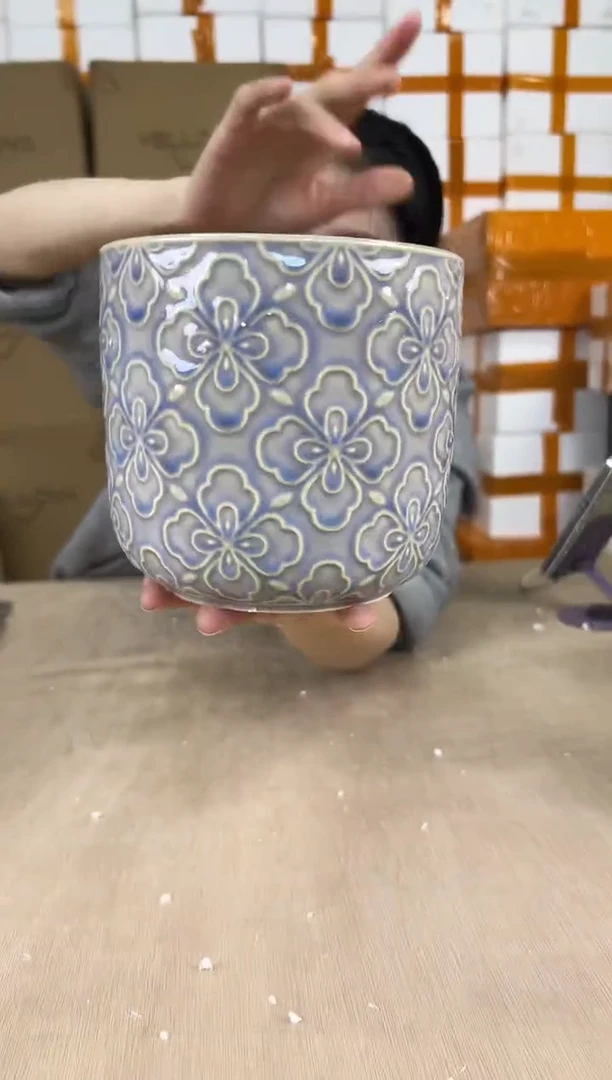 浮雕花朵淡紫15x14