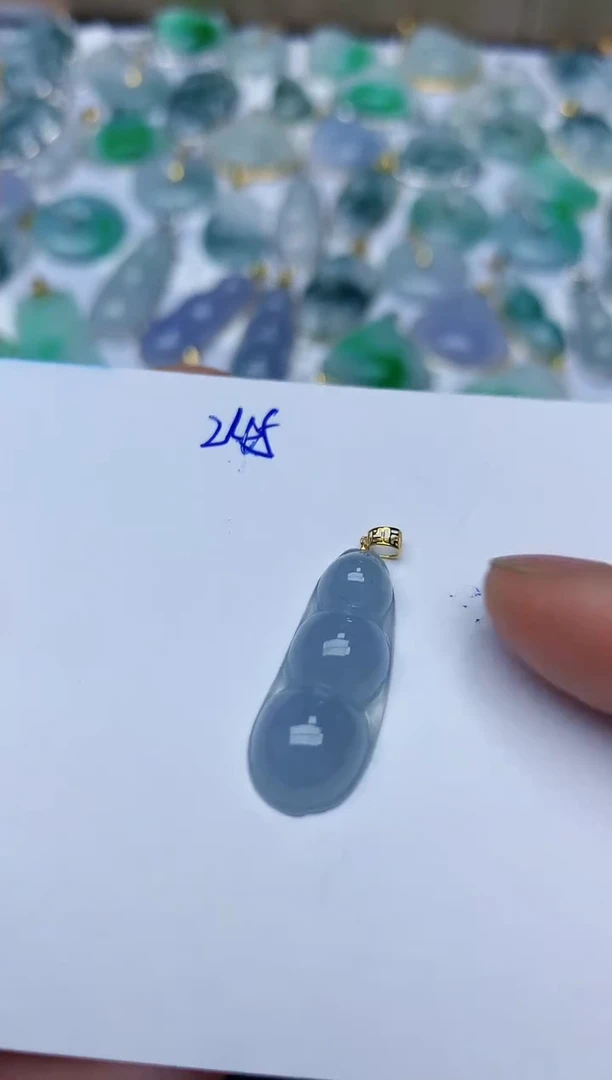 【闪购商品】翡翠颈饰18K金镶嵌天然翡翠A货