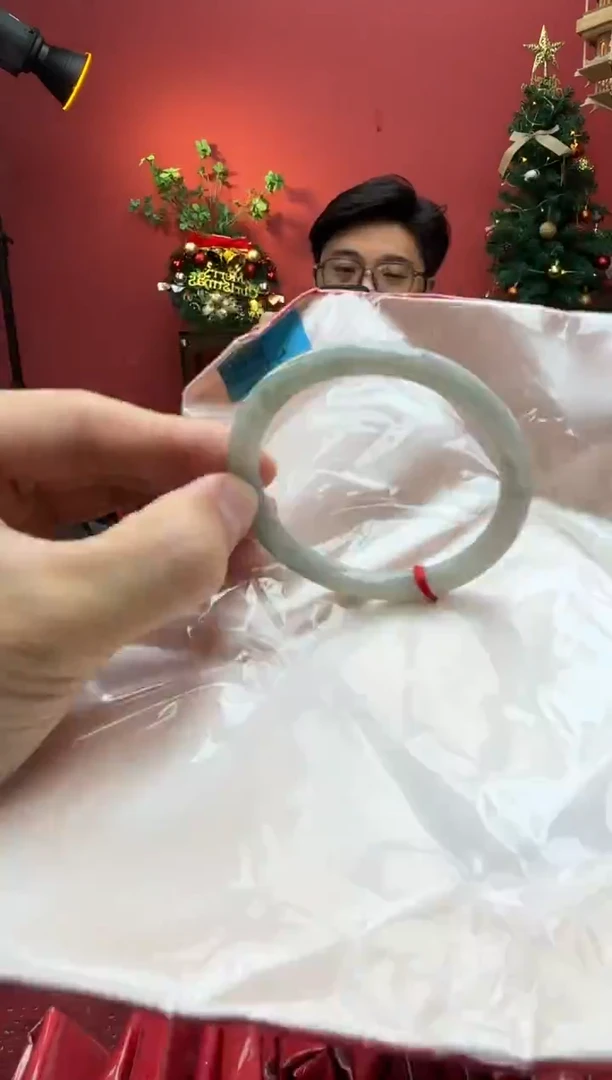 未镶嵌手镯（圆镯）翡翠翡翠手镯4