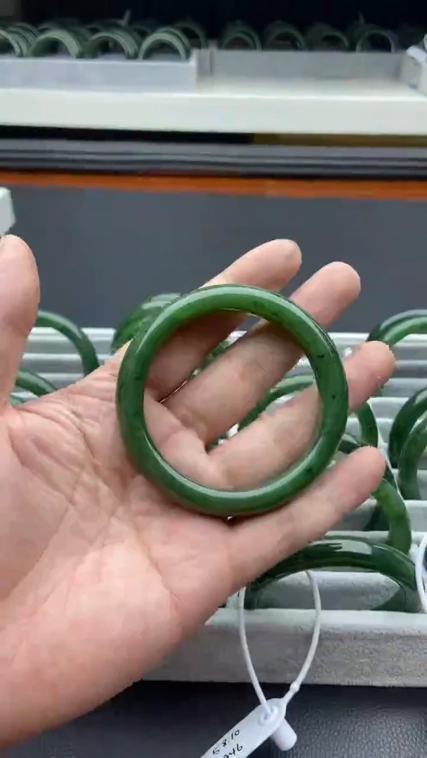 未镶嵌手镯和田玉（碧玉）64-57.4