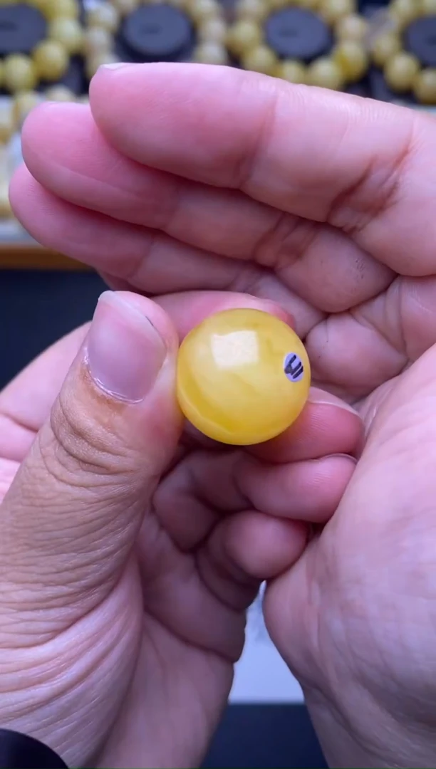 裸石琥珀未镶嵌大小姐珠宝严选102