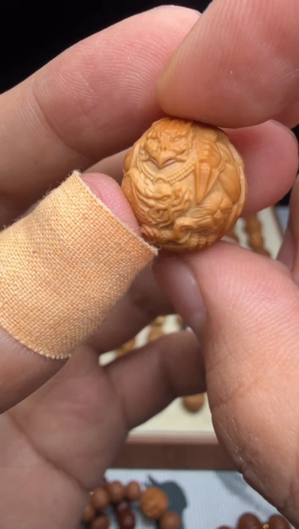 吊坠猴头核桃大鹏鸟