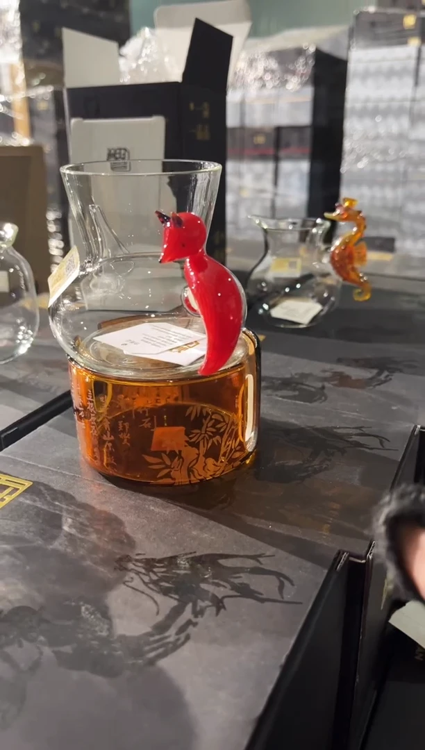 【闪购商品】赤红青丘加湖泊温茶器晶焱金标