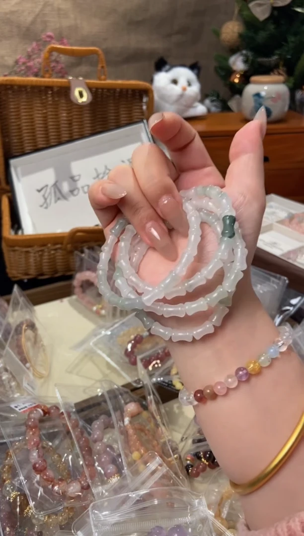 水晶手串未镶嵌孤品捡漏均匀瑕疵介意勿拍