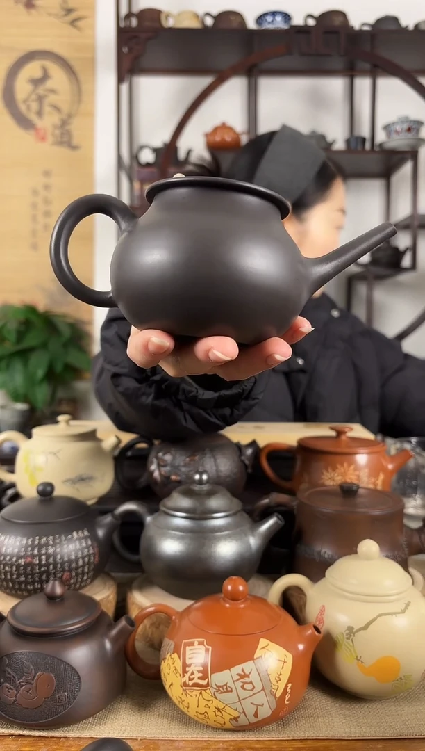 云南建水紫陶茶壶220CC左右球孔微瑕