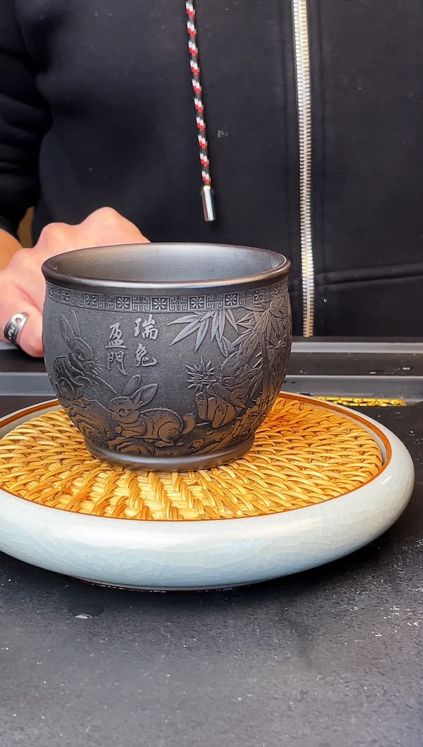 生肖杯  兔杯   石黄  紫砂主人杯
