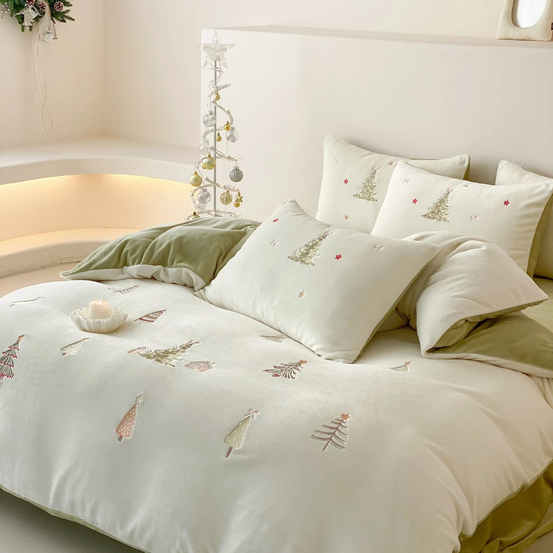 秋冬加厚保暖刺绣款牛奶绒四件套绒-圣诞树