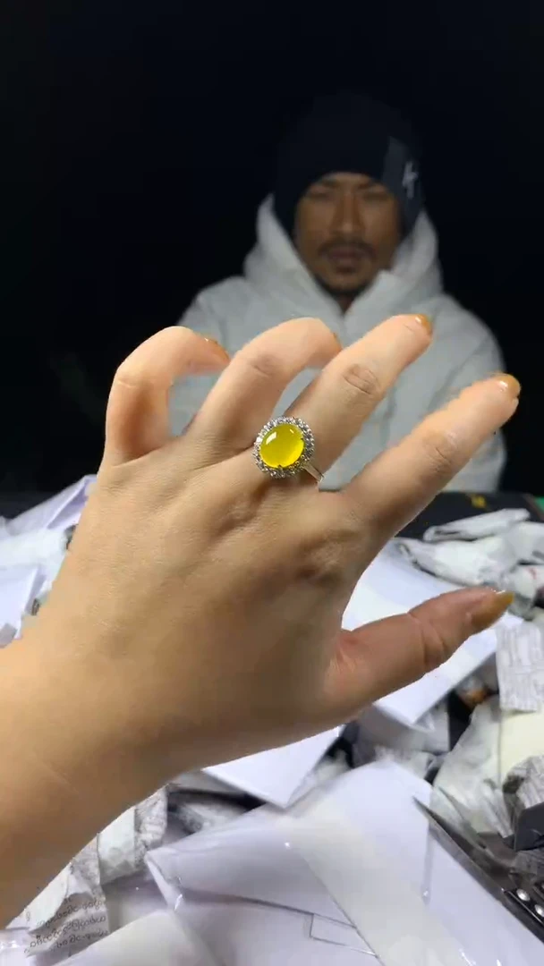 满色吊坠 所见即所得！！