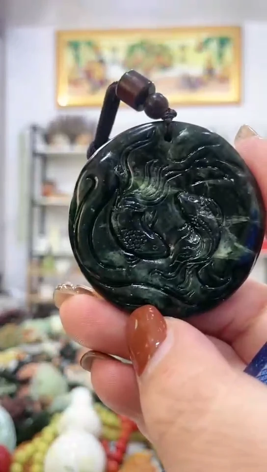 未镶嵌岫玉挂件