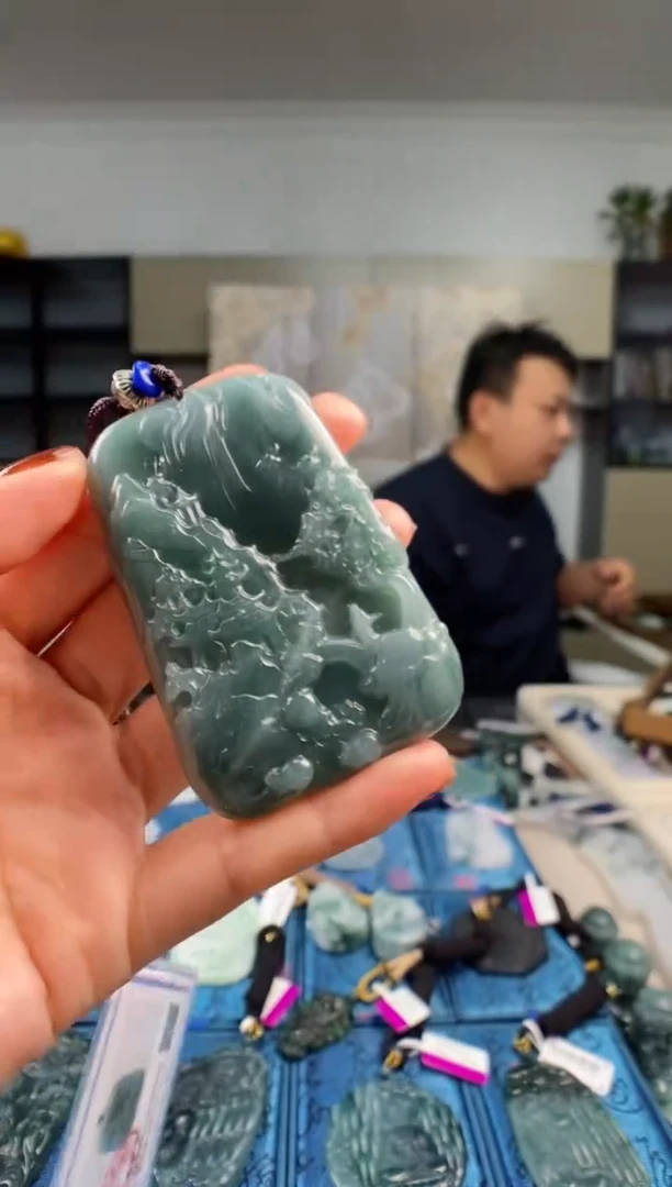 颈饰未镶嵌翡翠多样性发其一