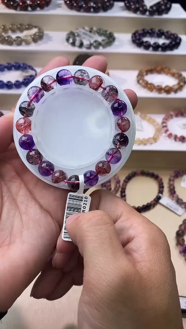 【闪购商品】水晶手链未镶嵌黑加仑超七10m+