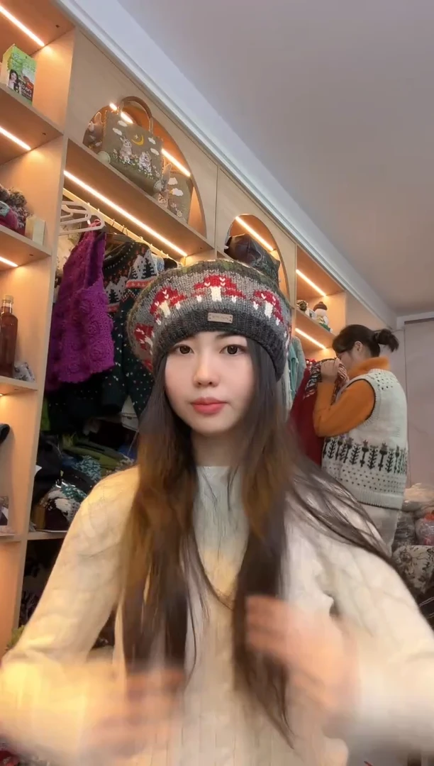 羊毛深灰贝雷帽