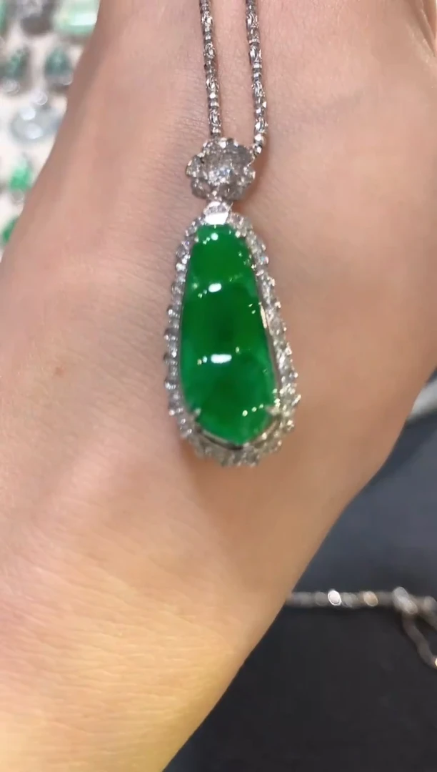 吊坠(不含链)18K金镶嵌翡翠n21