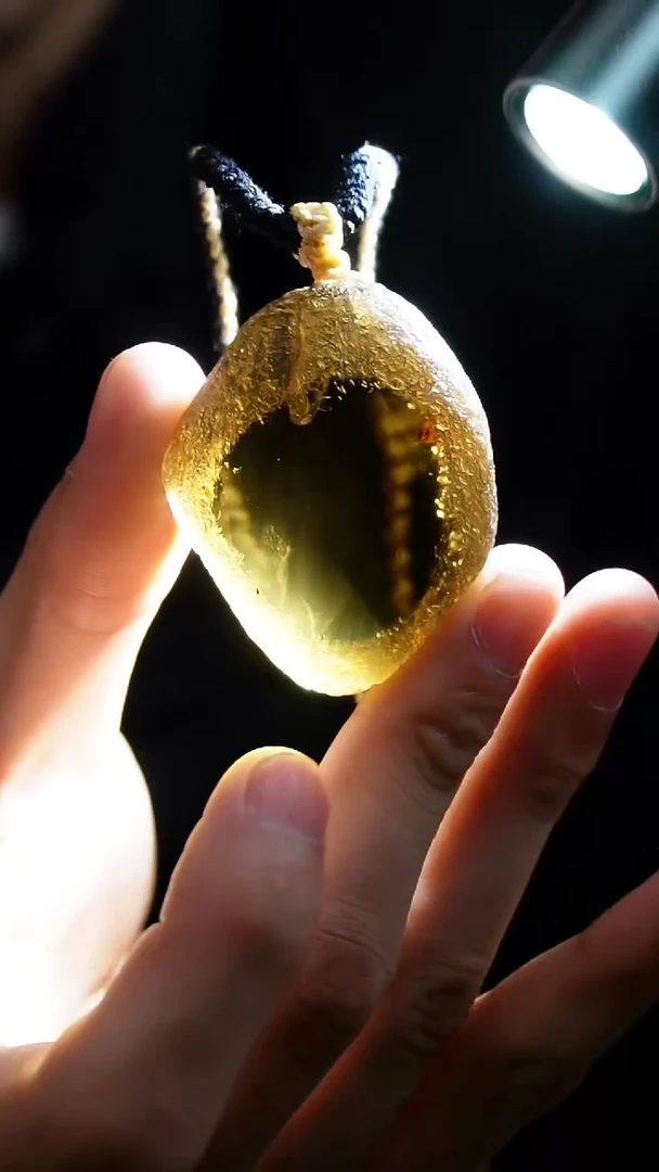 吊坠(赠链)未镶嵌水晶水晶