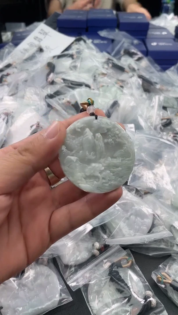 颈饰未镶嵌翡翠25/11/26/.395