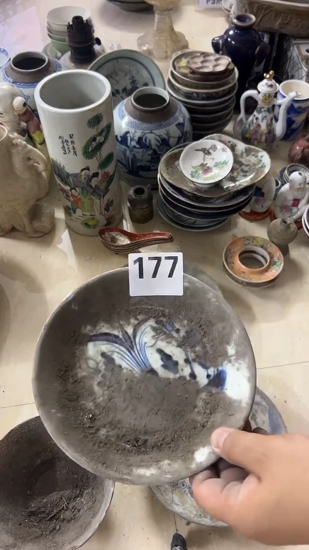1有瑕疵的瓷器一单~~