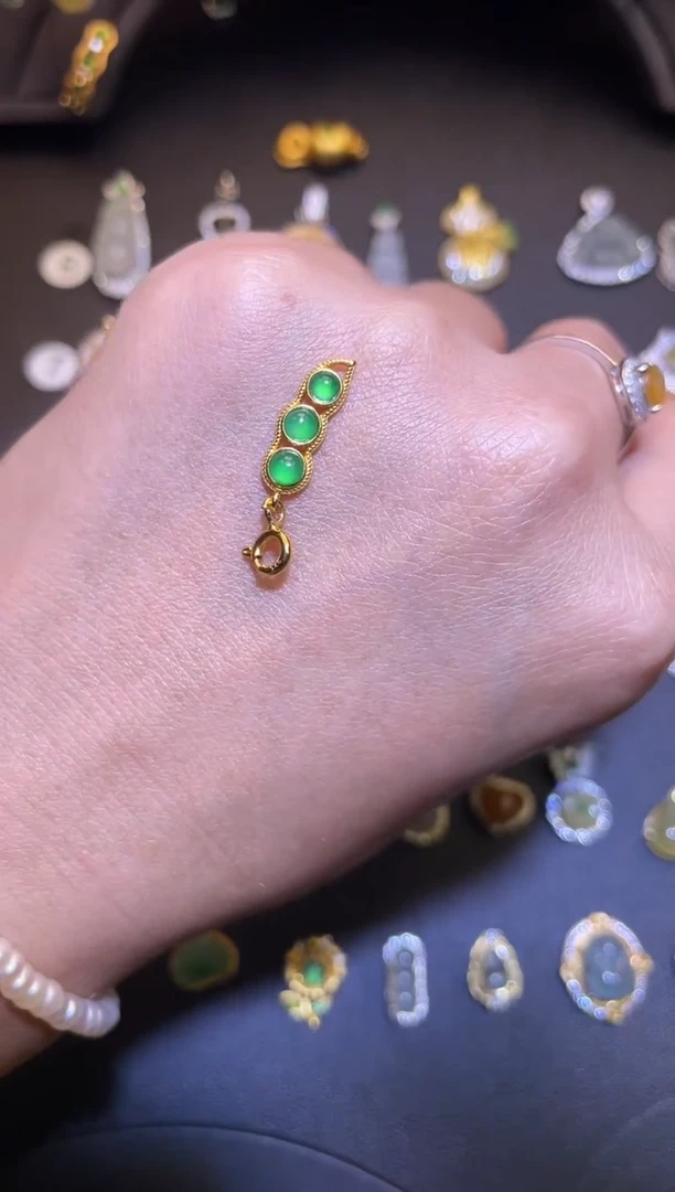 吊坠(不含链)银S925镶嵌翡翠1