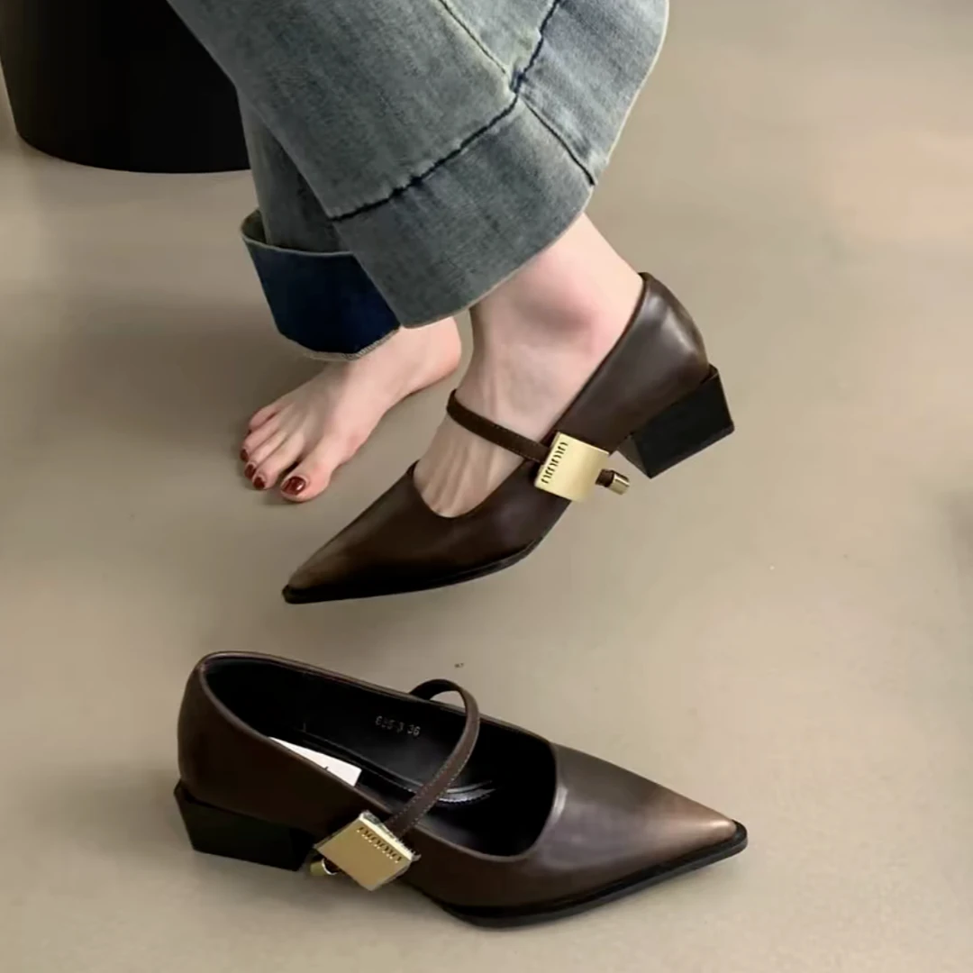 2025新款尖头玛丽珍鞋粗跟不累脚一字带复古高跟单鞋女鞋子K6