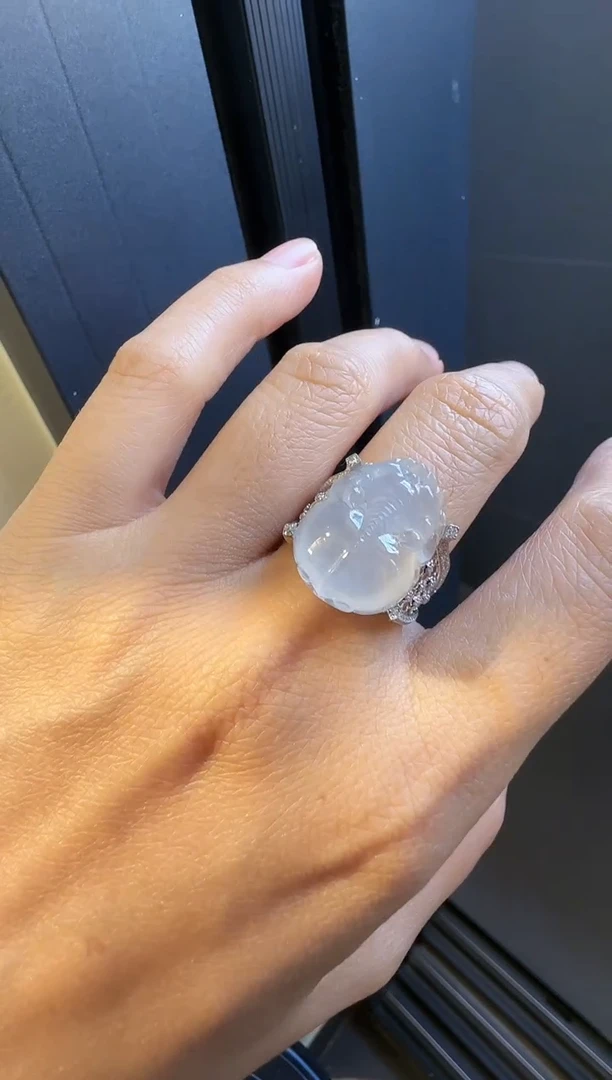 【闪购商品】翡翠戒指18K金镶嵌00009800