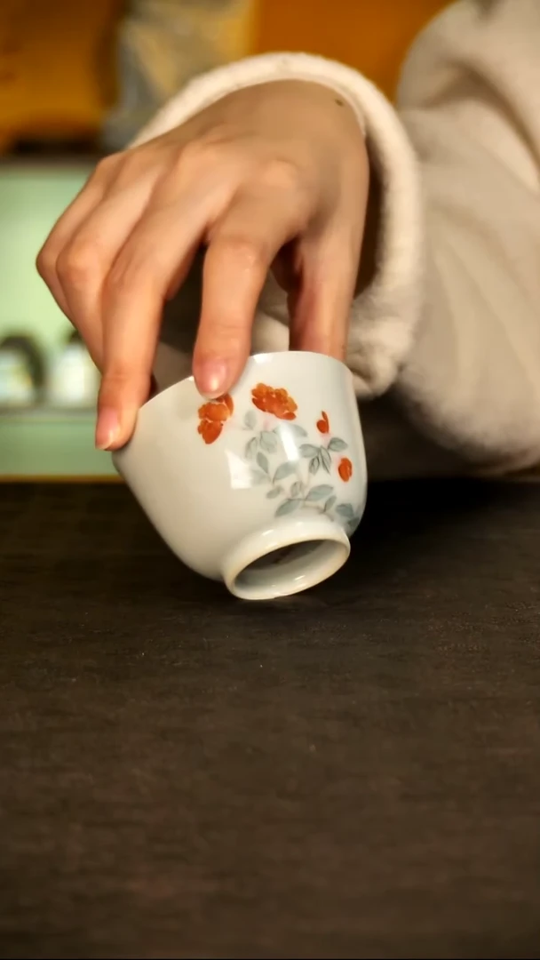 知德堂手绘花卉主人杯