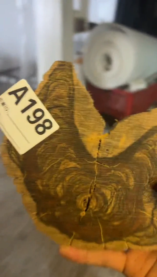 【闪购商品】染料紫檀（血檀）A198花齐楠