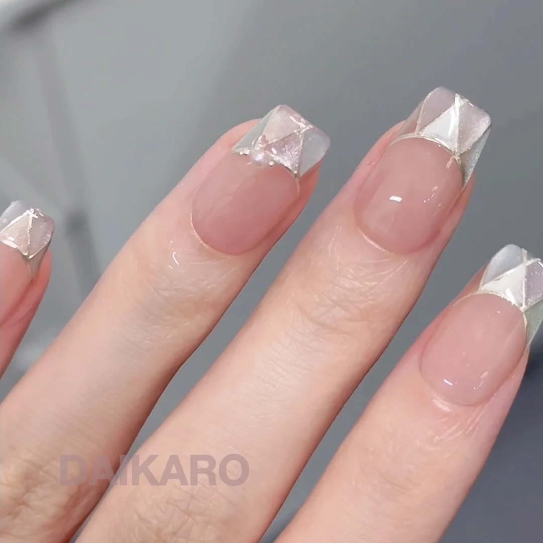 光影炫彩 黛卡柔 预售 新甲型 此度 短椭圆 中椭圆手工穿戴甲10片