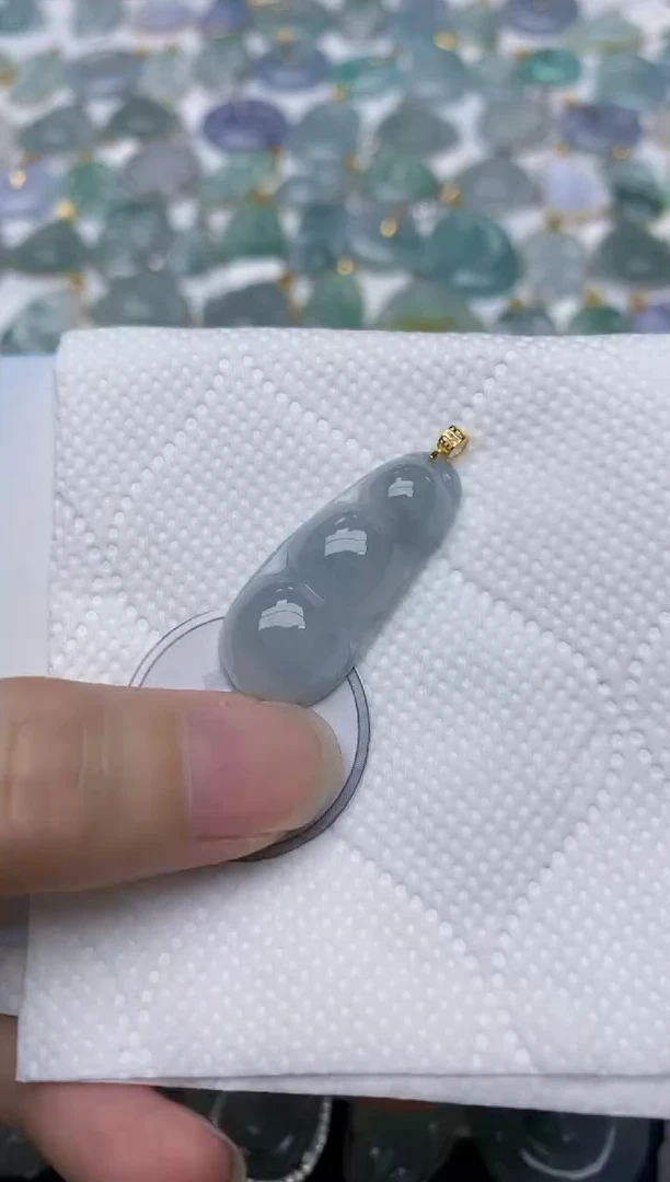 翡翠18K金镶嵌颈饰天然A货翡翠