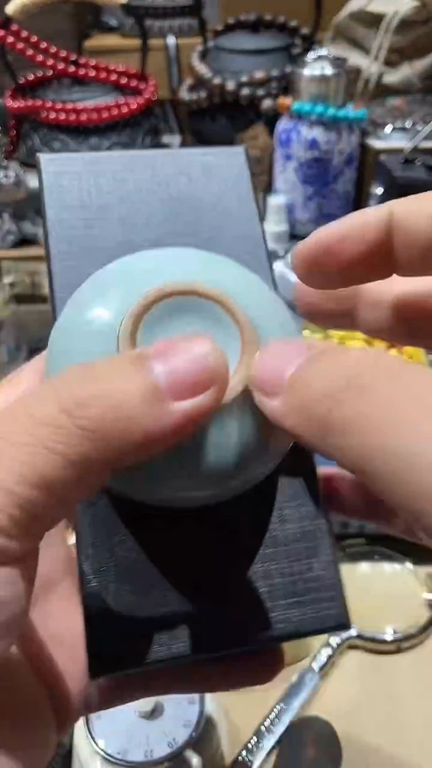瓷片闪购商品 如图所示