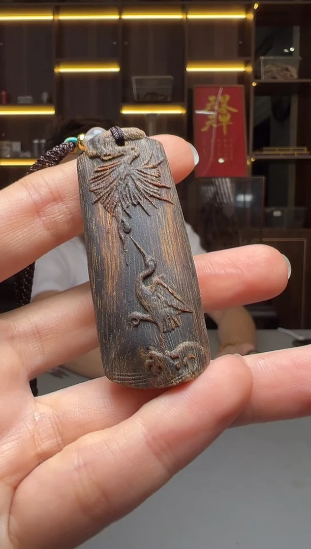 沉香碎屑沉香古**风759号雕~刻~牌配碎屑香粉多样性发一