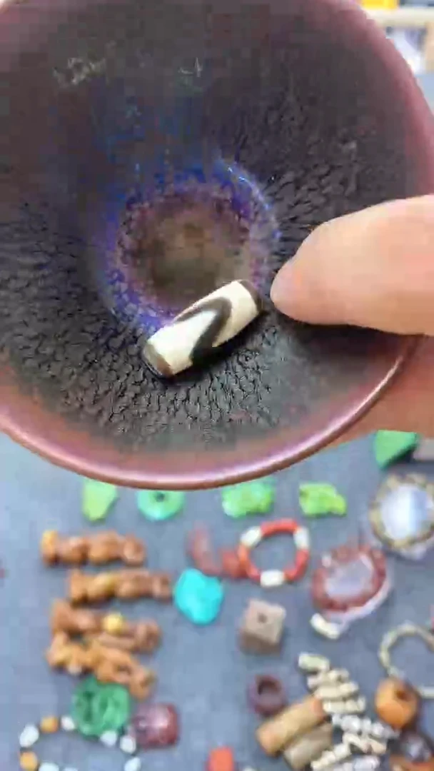 摆件瓷片瓷器，瓷片，摆件，其他