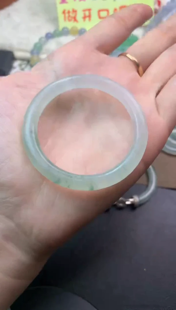 未镶嵌定制翡翠毛货