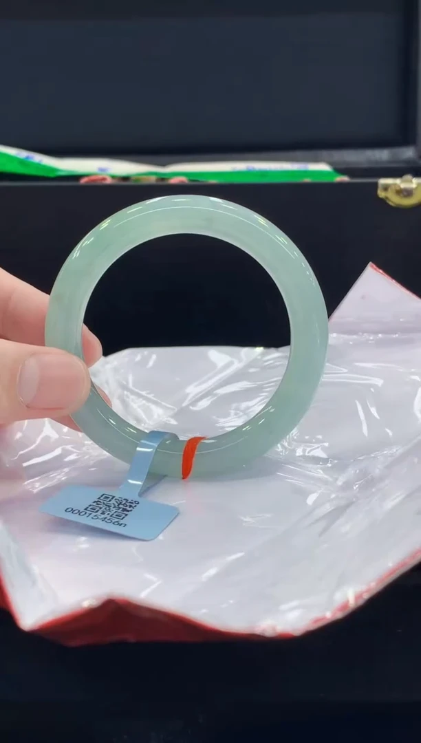 未镶嵌手镯翡翠翡翠手镯