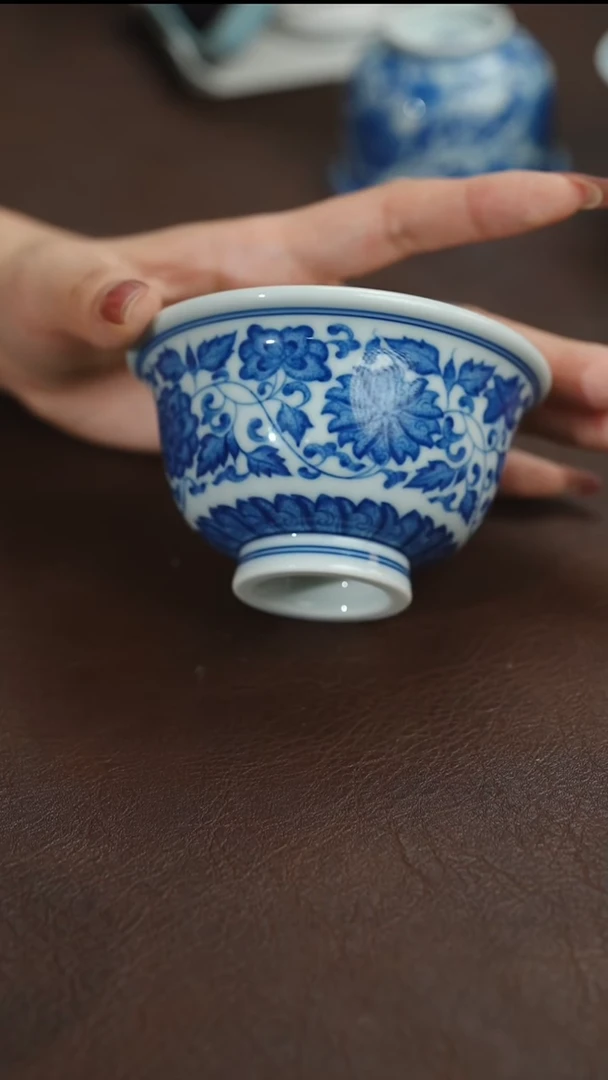 杯子点工缠枝莲压手100cc